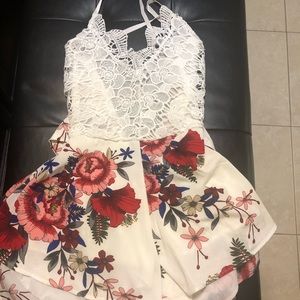 Nwot Romper w lace front detail and tie back
